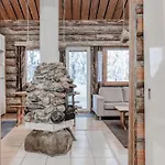 Ruka Inn Semesterbostad *